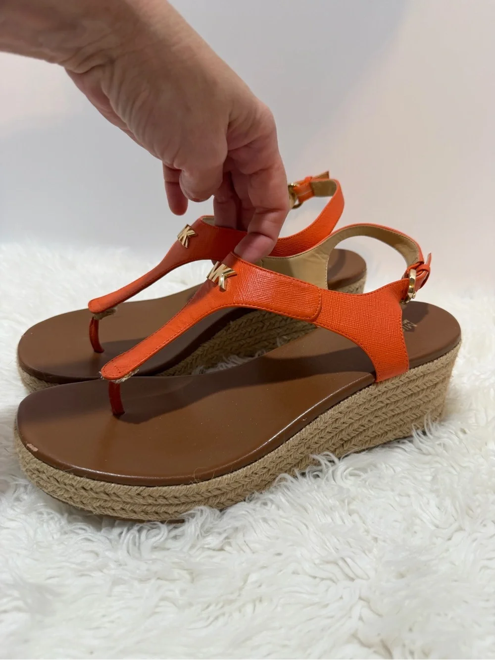 Michael Kors Orange Laney Thong Wedge Sandals Sz 9